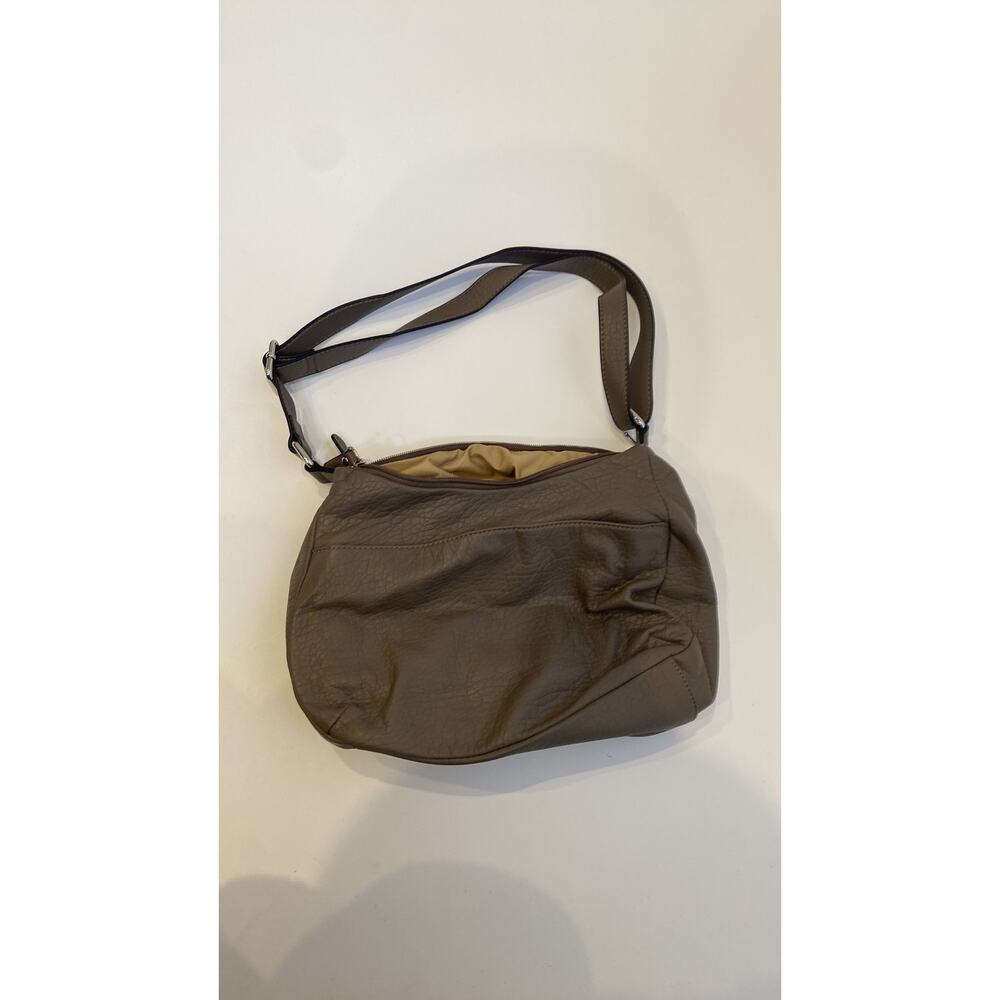 Giani Bernini Pebble Gray Hobo Shoulder Bag Lux Faux Leather - Picture 2 of 12
